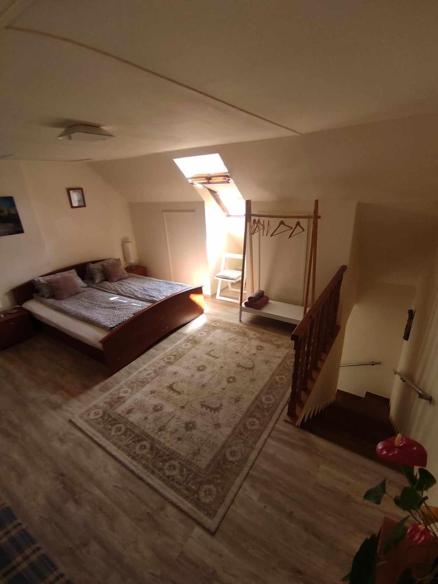 Cehmesterek Apartman Eger Exterior photo