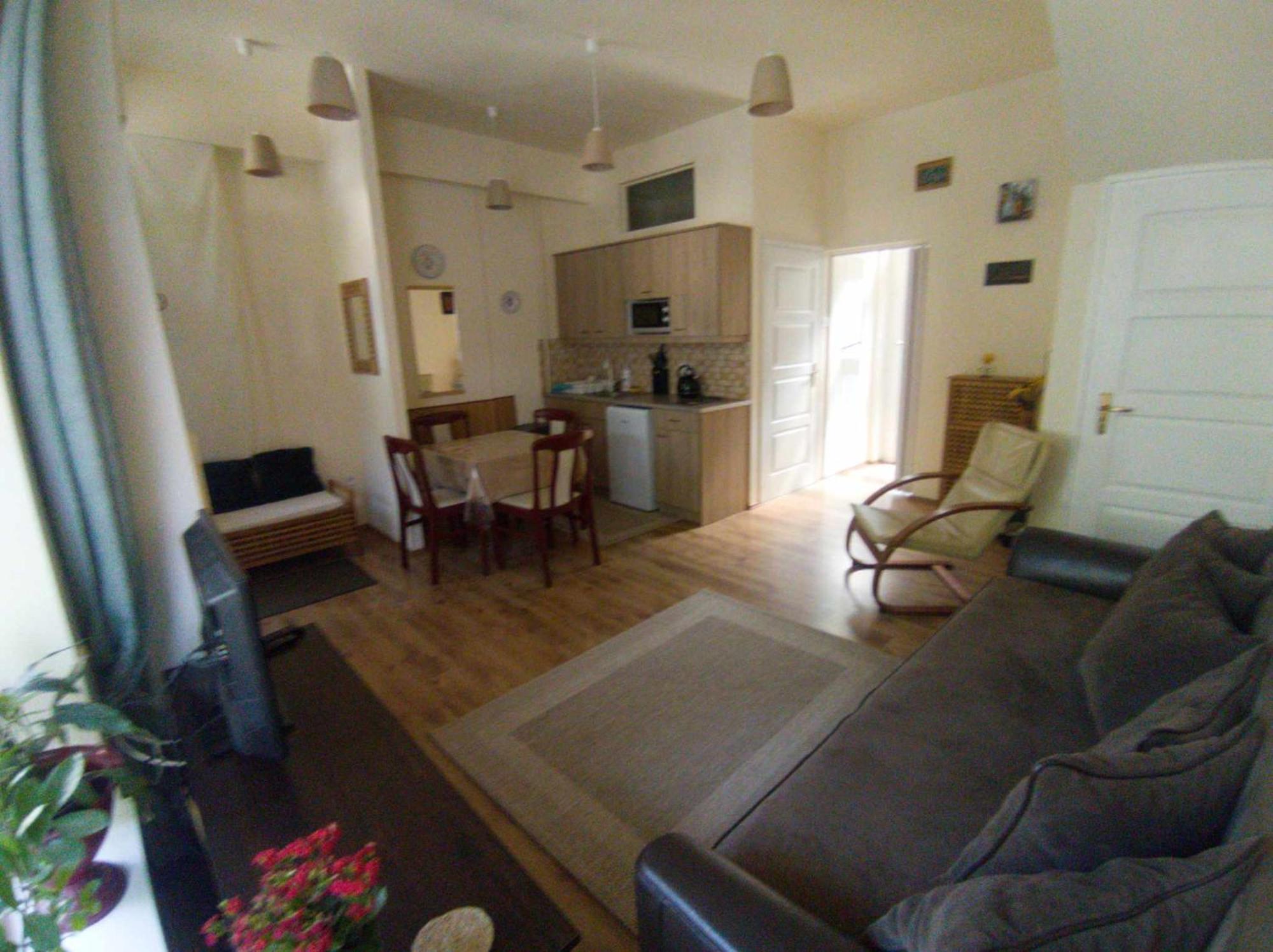 Cehmesterek Apartman Eger Exterior photo