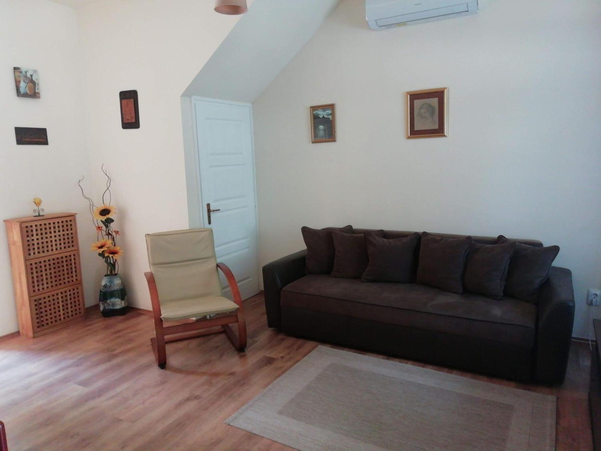 Cehmesterek Apartman Eger Exterior photo